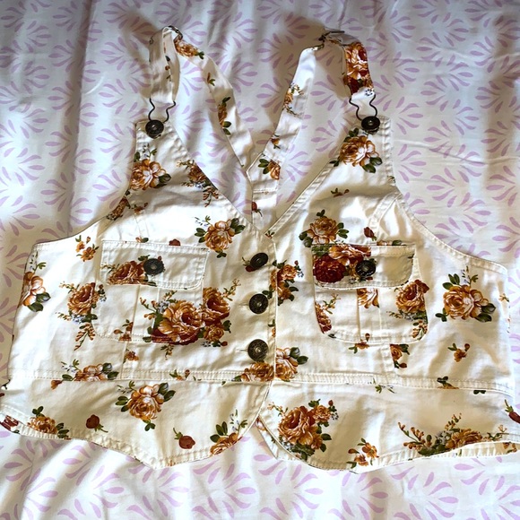 Cute floral print vest - Picture 1 of 3